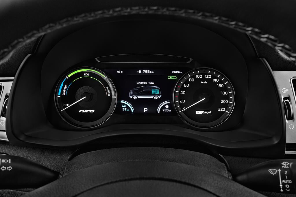 KIA Niro Plug-in Hybrid (Baujahr 2018) Spirit 5 Türen Tacho und Fahrerinstrumente