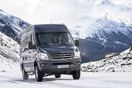 Der neue Mercedes-Benz Sprinter 4x4 Der neue Mercedes-Benz Sprinter 4x4