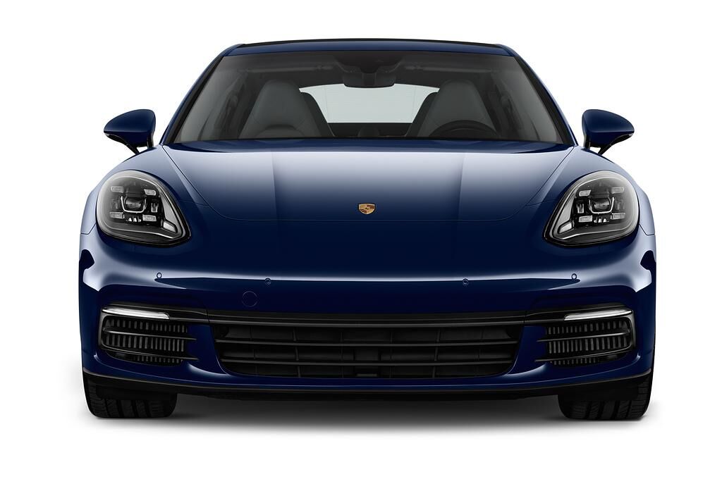Porsche Panamera (Baujahr 2018) 4S 5 Türen Frontansicht