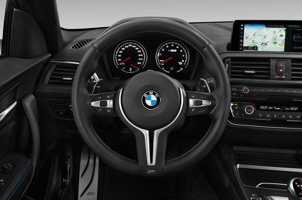 BMW M2 Competition (Baujahr 2019) Base 2 Türen Lenkrad