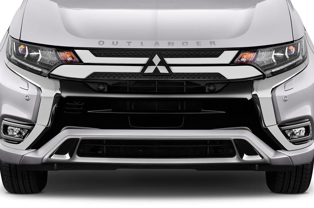 Mitsubishi Outlander Plug-in Hybrid (Baujahr 2018) Plus 5 Türen Kühlergrill und Scheinwerfer