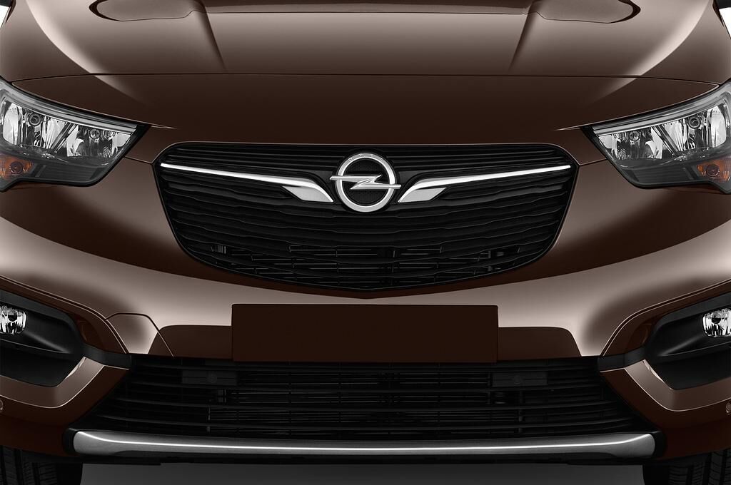 Opel Combo Life (Baujahr 2019) Innovation 5 Türen Kühlergrill und Scheinwerfer