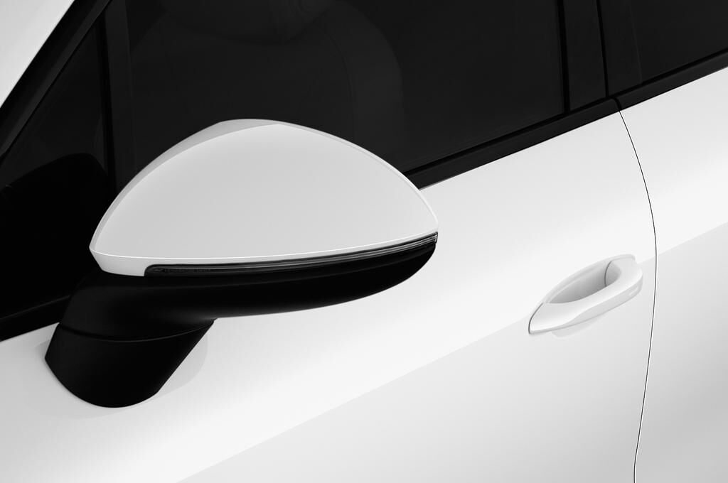 Porsche Cayenne (Baujahr 2019) - 5 Türen Außenspiegel