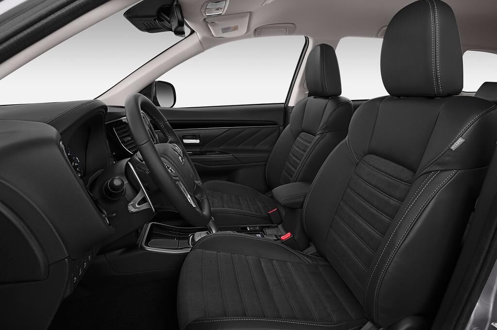 Mitsubishi Outlander PHEV (Baujahr 2019) SE 5 Türen Vordersitze