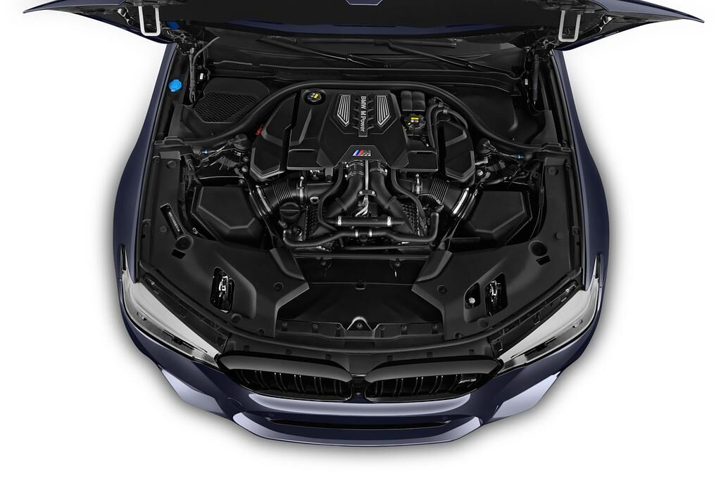 BMW M5 Competition (Baujahr 2019) Base 4 Türen Motor