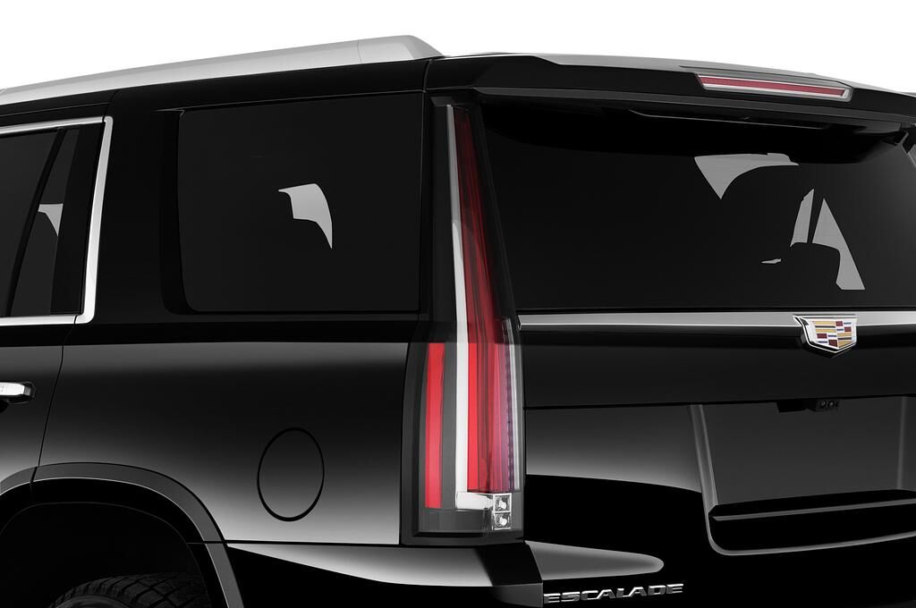 Cadillac Escalade (Baujahr 2019) Platinum 5 Türen Rücklicht