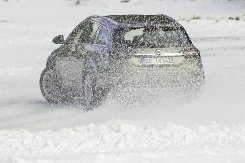 Opel Insignia Sport Tourer OPC hat 325 PS