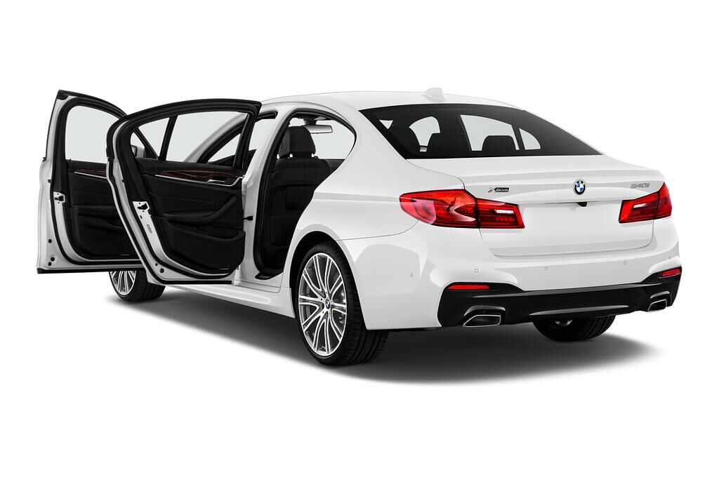 BMW 5 Series (Baujahr 2019) M Sport 4 Türen Tür geöffnet