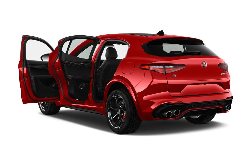 Alfa Romeo Stelvio Quadrifoglio (Baujahr 2019) - 5 Türen Tür geöffnet