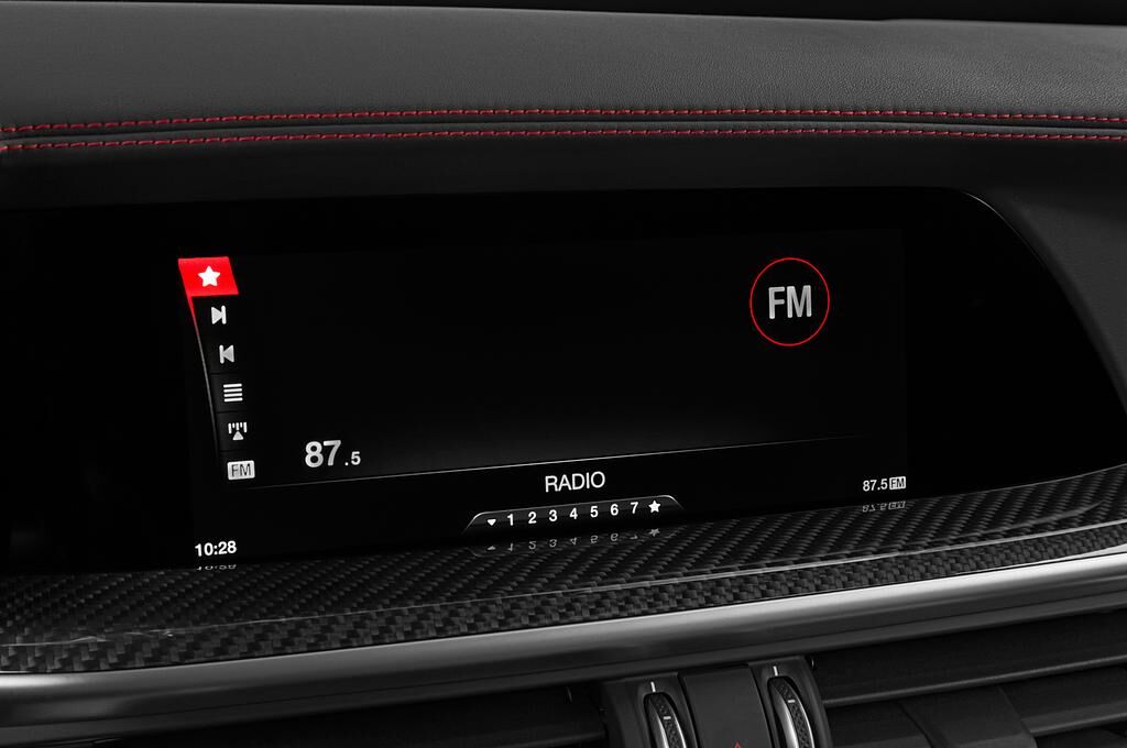 Alfa Romeo Stelvio Quadrifoglio (Baujahr 2019) - 5 Türen Radio und Infotainmentsystem