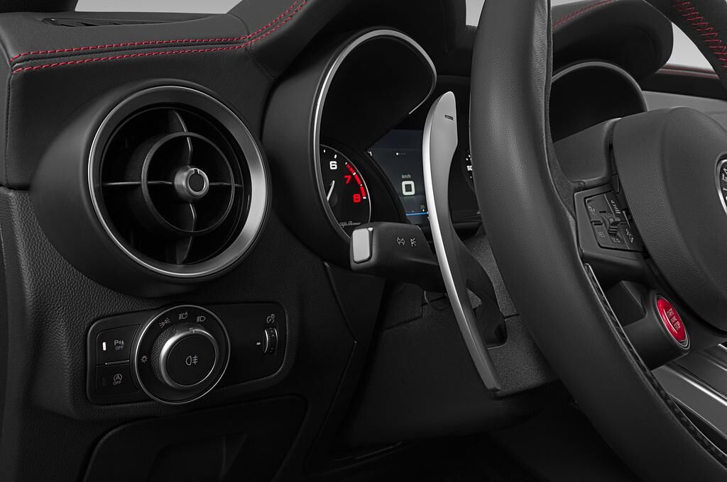 Alfa Romeo Stelvio Quadrifoglio (Baujahr 2019) - 5 Türen Lüftung