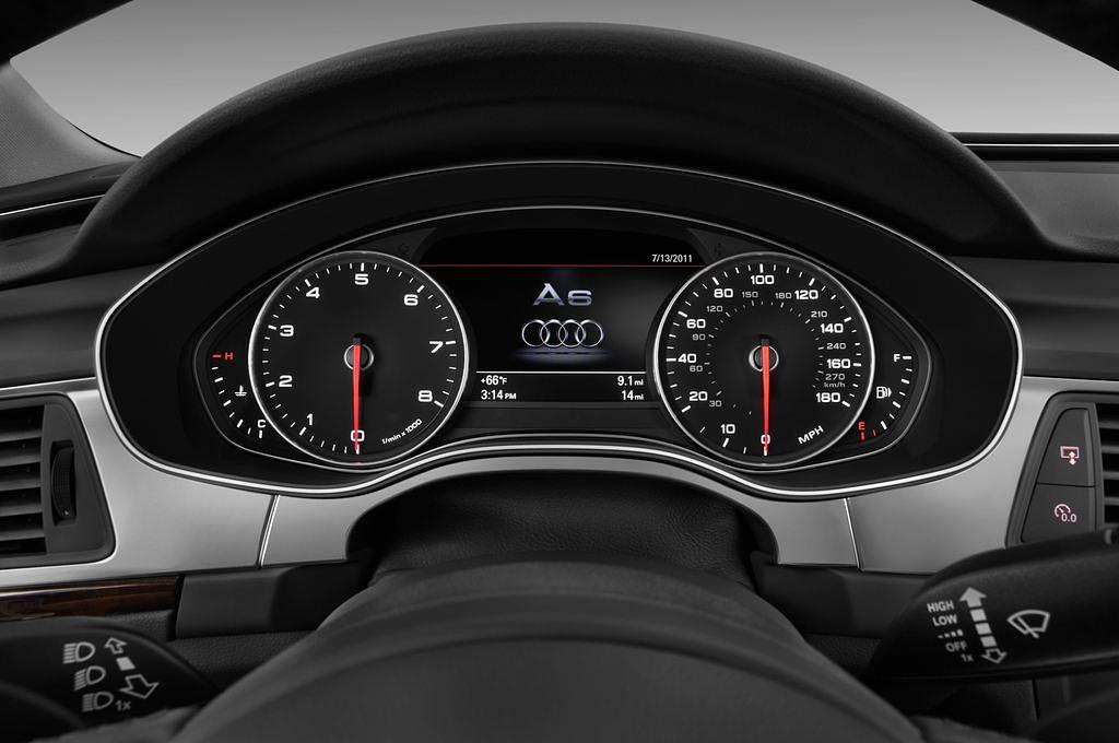 Audi A6 (Baujahr 2012) - 4 Türen Tacho und Fahrerinstrumente