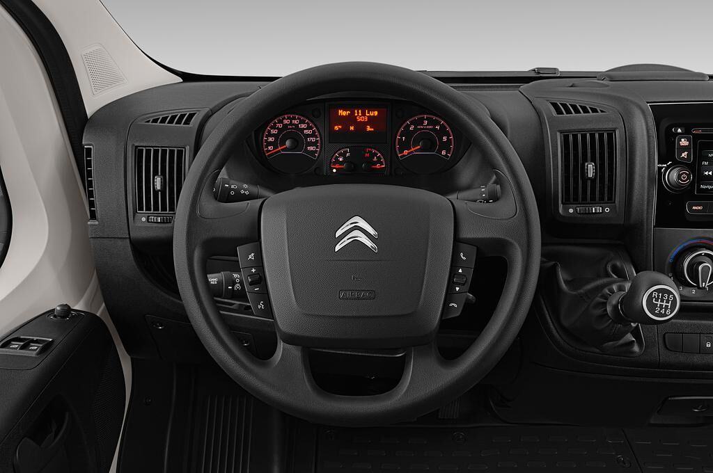 Citroen Jumper (Baujahr 2019) - 2 Türen Lenkrad