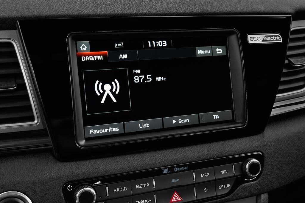 KIA e-Niro (Baujahr 2019) Vision 5 Türen Radio und Infotainmentsystem