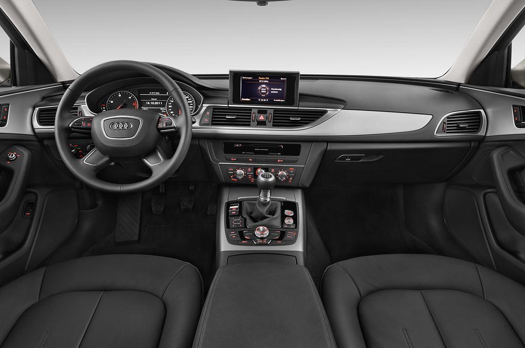 Audi A6 (Baujahr 2012) sport selection 4 Türen Cockpit und Innenraum