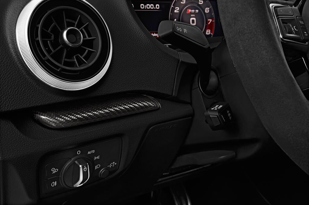 Audi RS 3 (Baujahr 2019) - 4 Türen Lüftung