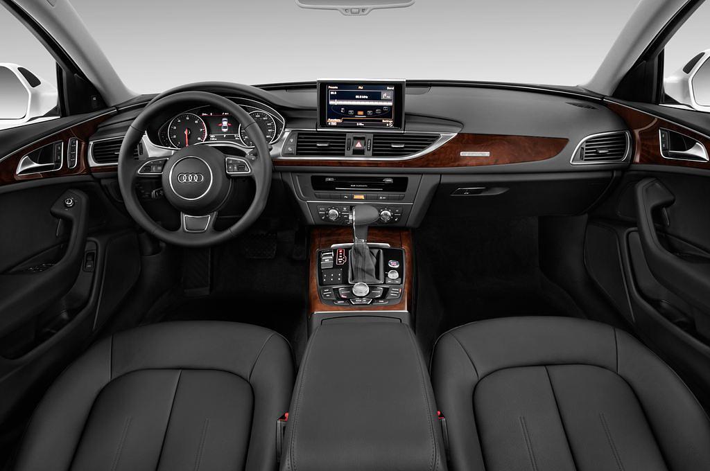 Audi A6 (Baujahr 2012) - 4 Türen Cockpit und Innenraum