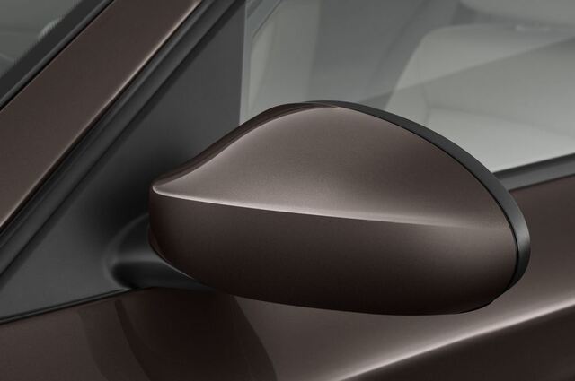 BMW 1 Series (Baujahr 2010) 130i 5 Türen Außenspiegel