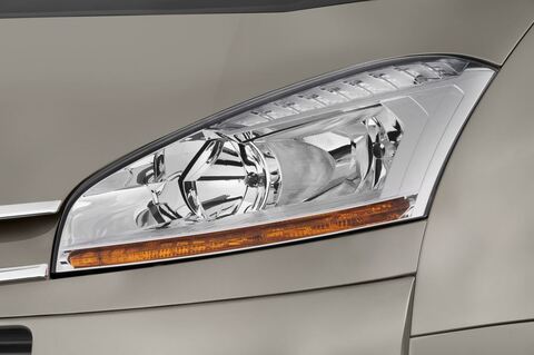 Citroen Grand C4 Picasso (Baujahr 2010) Exclusive 5 Türen Scheinwerfer