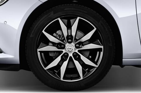 Opel Insignia Grand Sport (Baujahr 2017) Dynamic 5 Türen Reifen und Felge