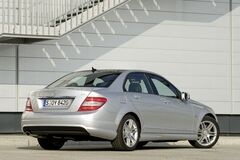 Mercedes-Benz C-Klasse: Die Schwaben knausern