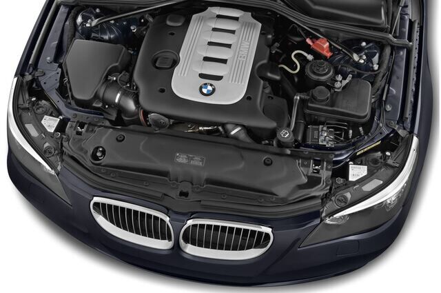 BMW 5 Series (Baujahr 2009) 535d 5 Türen Motor