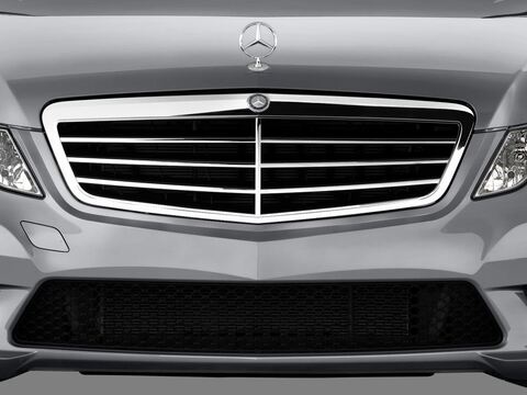 Mercedes E-Class (Baujahr 2011) E350 4 Türen Kühlergrill und Scheinwerfer