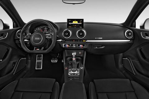 Audi S3 (Baujahr 2015) 2.0 Tfsi Quattro 4 Türen Cockpit und Innenraum