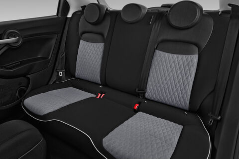 FIAT 500X (Baujahr 2019) Cross 5 Türen Rücksitze