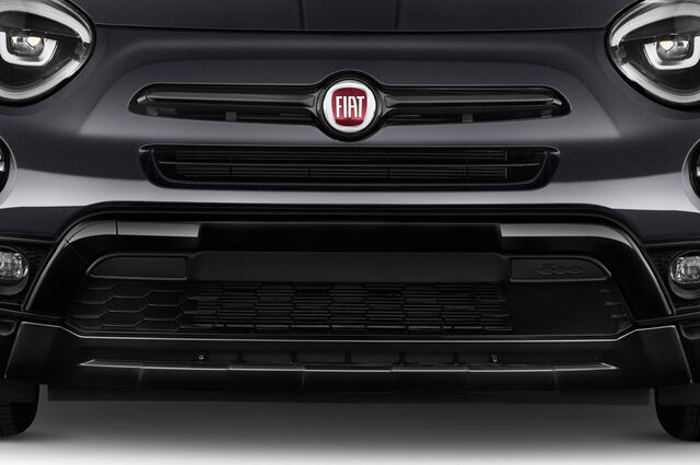 FIAT 500X (Baujahr 2019) Cross 5 Türen Kühlergrill und Scheinwerfer