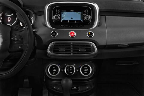 FIAT 500X (Baujahr 2016) Cross Plus 5 Türen Mittelkonsole