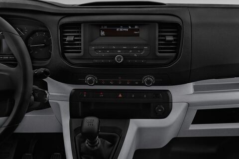 Peugeot Expert (Baujahr 2017) Premium 4 Türen Mittelkonsole