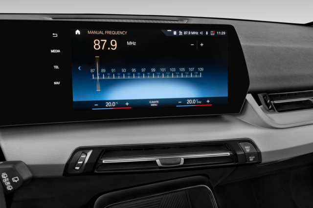BMW X1 Plug-in Hybrid (Baujahr 2023) Base 5 Türen Radio und Infotainmentsystem