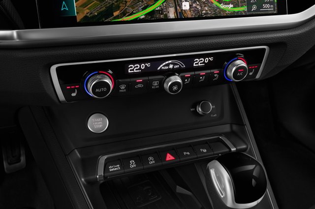 Audi Q3 Sportback (Baujahr 2023) S Line 5 Türen Temperatur und Klimaanlage