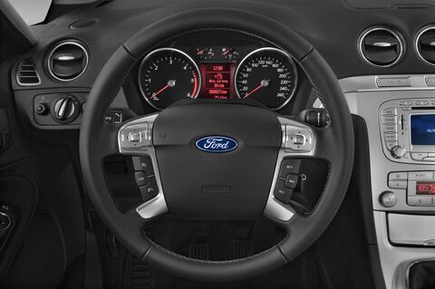 Ford S-Max (Baujahr 2011) Trend 5 Türen Lenkrad