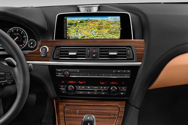 BMW 6 Series (Baujahr 2016) - 2 Türen Mittelkonsole