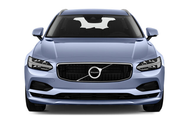 Volvo V90 (Baujahr 2019) Momentum 5 Türen Frontansicht