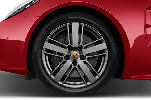 Porsche Panamera (Baujahr 2023) 4 PHEV Sport Turismo 5 Türen Reifen und Felge