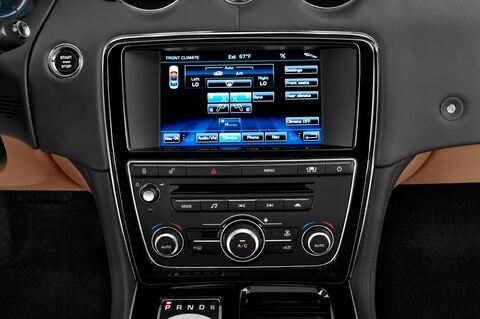 Jaguar XJ (Baujahr 2012) Supersport 4 Türen Temperatur und Klimaanlage