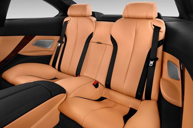 BMW 6 Series (Baujahr 2016) - 2 Türen Rücksitze
