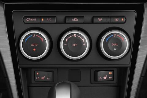 Mazda Mazda6 (Baujahr 2010) Active 5 Türen Temperatur und Klimaanlage