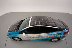 Toyota testet Solarauto - Der Prius tankt Sonne