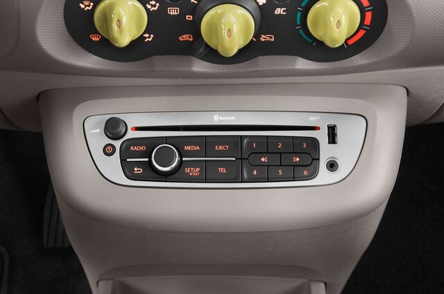 Renault Twingo (Baujahr 2012) Liberty 3 Türen Radio und Infotainmentsystem