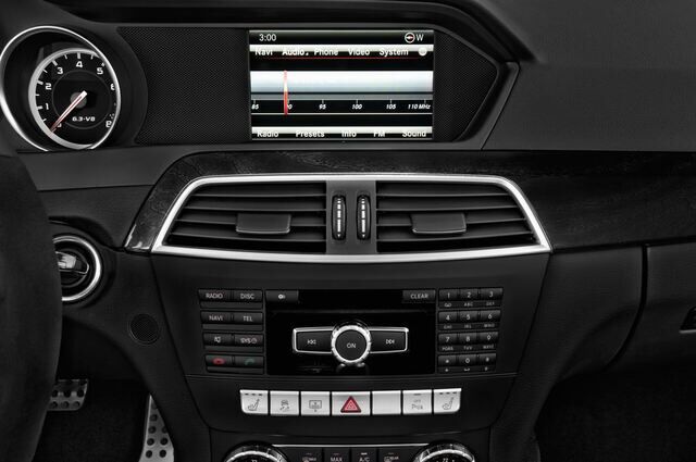 Mercedes C-Class (Baujahr 2013) AMG 4 Türen Radio und Infotainmentsystem