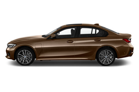 BMW 3 Series (Baujahr 2019) Sport Line PHEV 4 Türen Seitenansicht