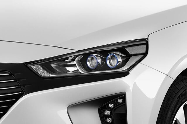 Hyundai IONIQ plug-in Hybrid (Baujahr 2017) Premium 5 Türen Scheinwerfer