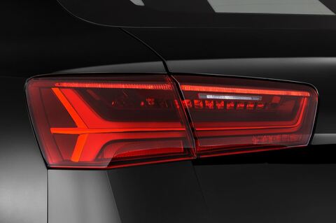Audi A6 Allroad Quattro (Baujahr 2016) - 5 Türen Rücklicht