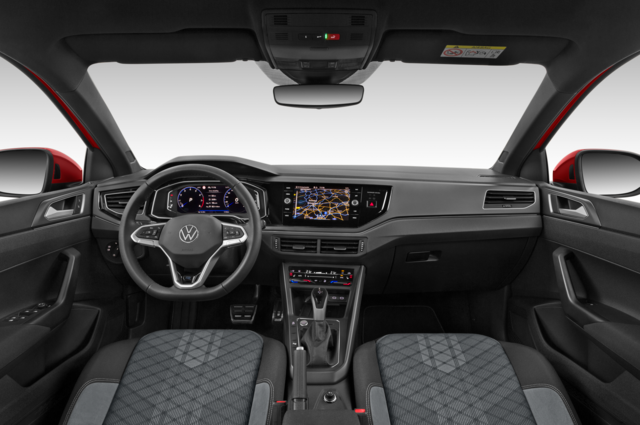 Volkswagen Taigo (Baujahr 2022) R-Line 5 Türen Cockpit und Innenraum