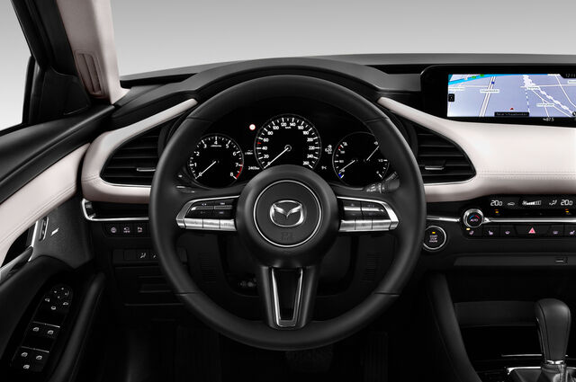 Mazda Mazda3 (Baujahr 2020) Skyactive 4 Türen Lenkrad