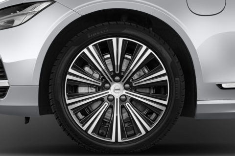Volvo S90 Recharge (Baujahr 2021) Inscription 4 Türen Reifen und Felge